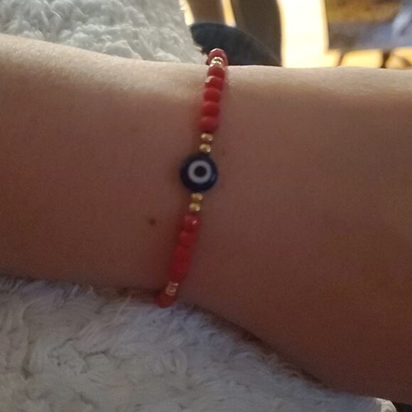 REVERIE  Hand-Made Beaded Nazar Evil Eye Bracelet Adjustable String Am - Picture 4 of 6